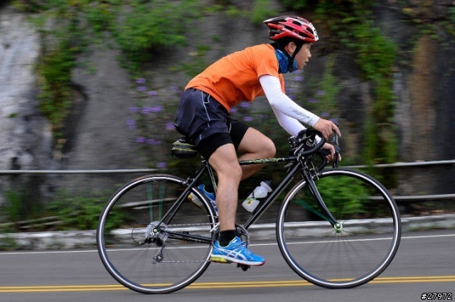 STARBIKE S980鋼管公路車車友們一起蓋大樓吧!
