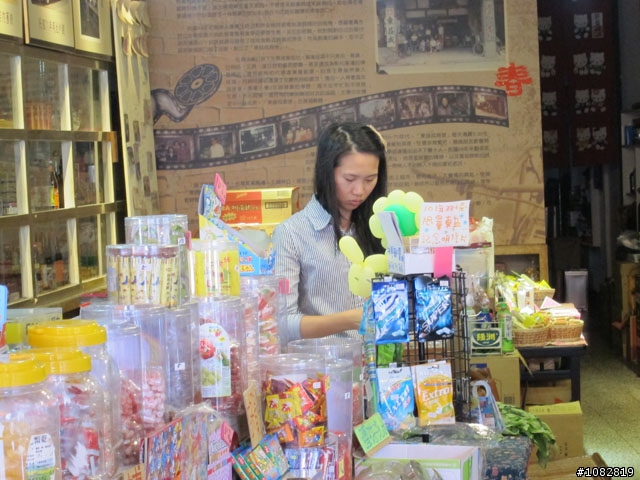 2012 1017~18 兩天一夜台北、武嶺、台中 說走就走單人獨跑遊記~YA!YA!成功~
