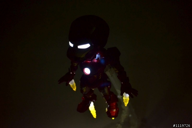 SD 鋼鐵人MK7.(全可動版)