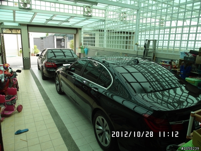 應該.有可能.也許是首發2013年樣式730I.