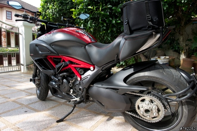 海外流浪人的 Diavel 感受 !