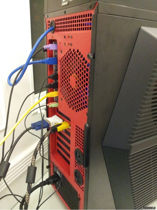 我生命中第一台自己選購零件請原價屋組的電腦~~~~~八核
