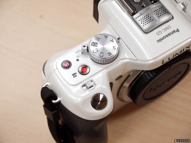 新機 + 萊卡鏡 ~~ 我的 PAnasonic G5 最 "美白" 開箱