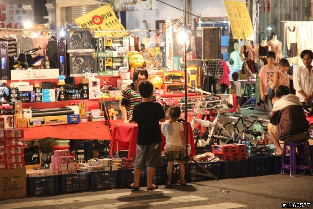夜騎東港,一起騎車瘋迎王