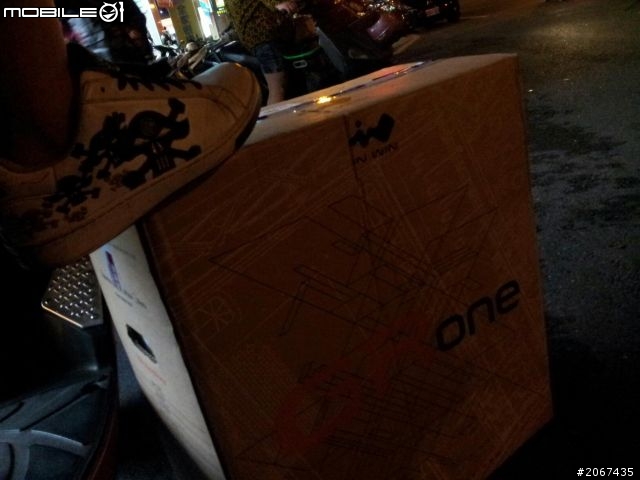 YAYA~~ 換了新的機殼~~~