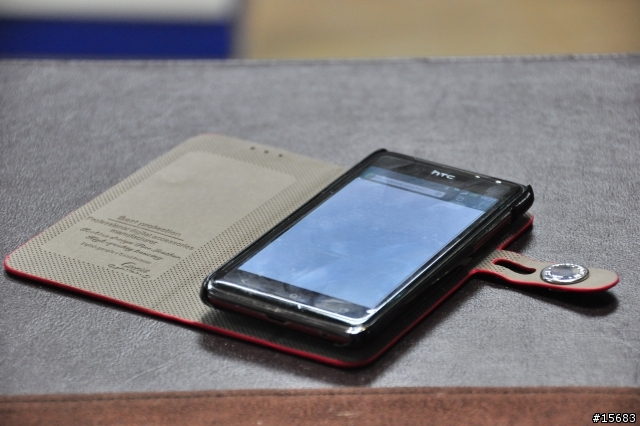 HTC J 衣服敗家歷程