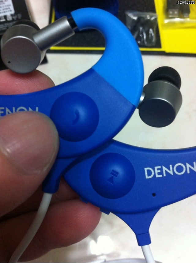 開箱文~(人生第一支無線藍芽運動耳機~DENON W150 藍色)