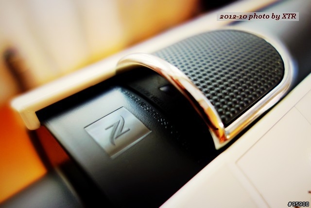 I Love "U" - NESPRESSO "U" -(2014.7 update:"U" 故障了! #238樓 辣雞不要買!)