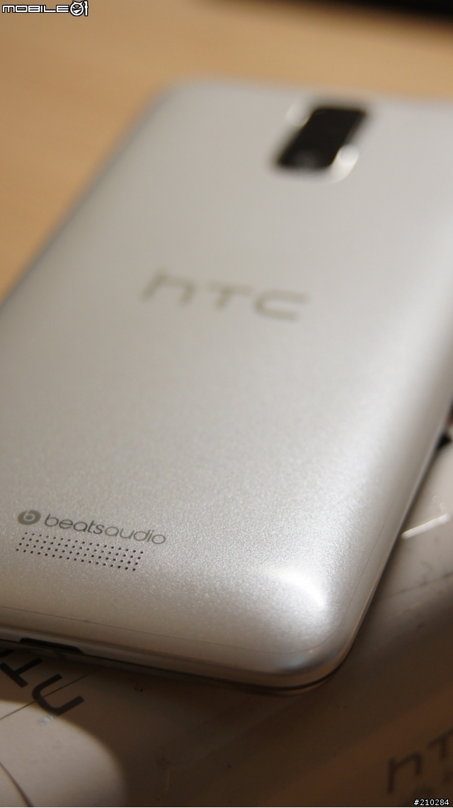 HTC J 開箱+包膜分享+小心得(修正版)