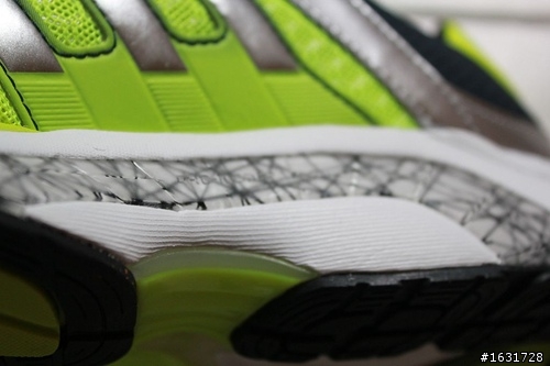 adidas SNOVA 5 -- FORMOTION 絕佳避震 試穿心得