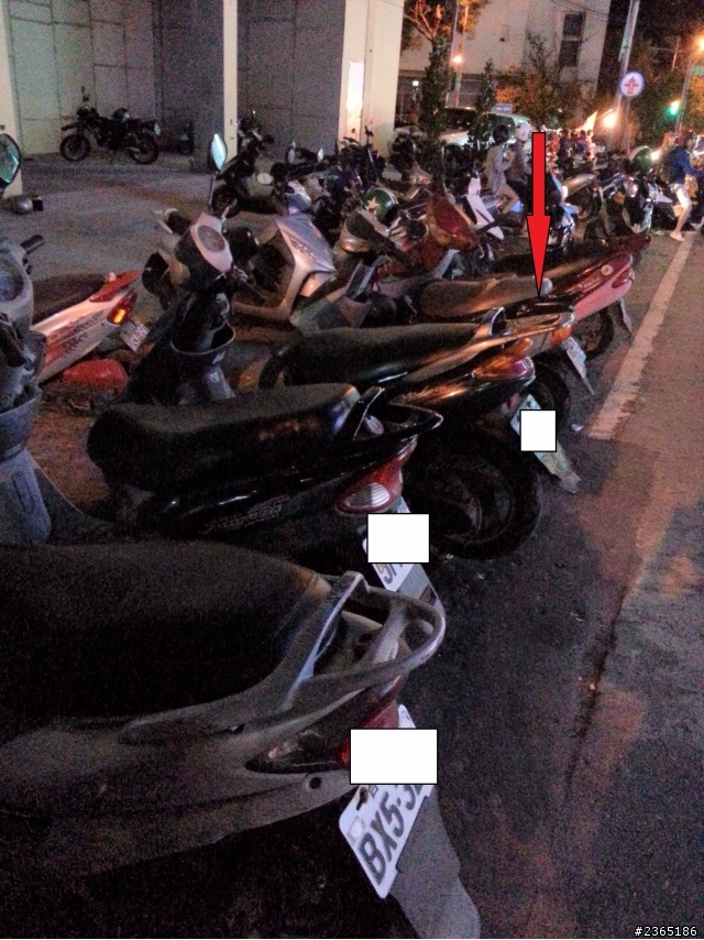 警察大人這樣開單???==>"機車併排"