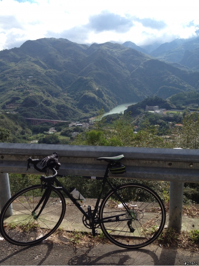 STARBIKE S980鋼管公路車車友們一起蓋大樓吧!