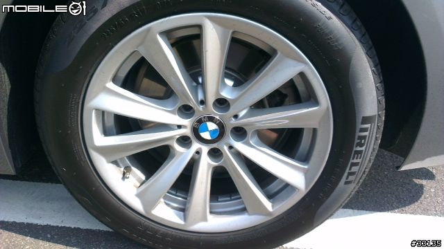BMW 520d 交車後一個月的開箱文 (圖片很多)