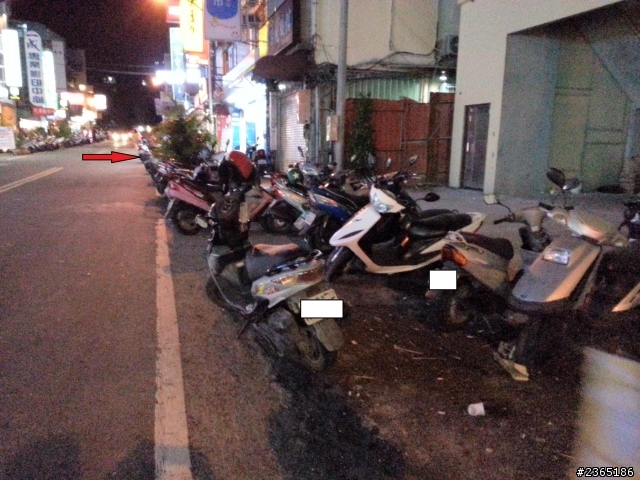 警察大人這樣開單???==>"機車併排"