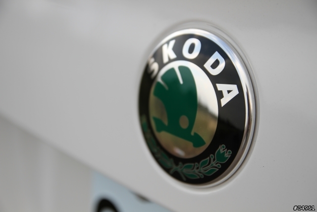 2012 SKODA Superb Combi 1.8 TSI 簡單開箱