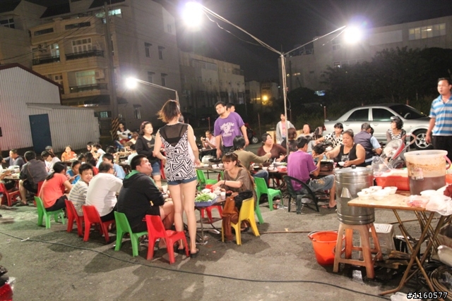 夜騎東港,一起騎車瘋迎王