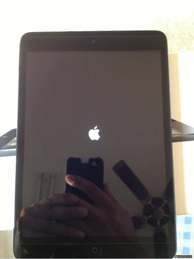 (圖多廢話多)今日入手之IPAD MINI!