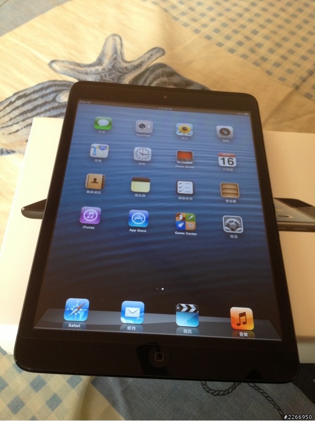 (圖多廢話多)今日入手之IPAD MINI!