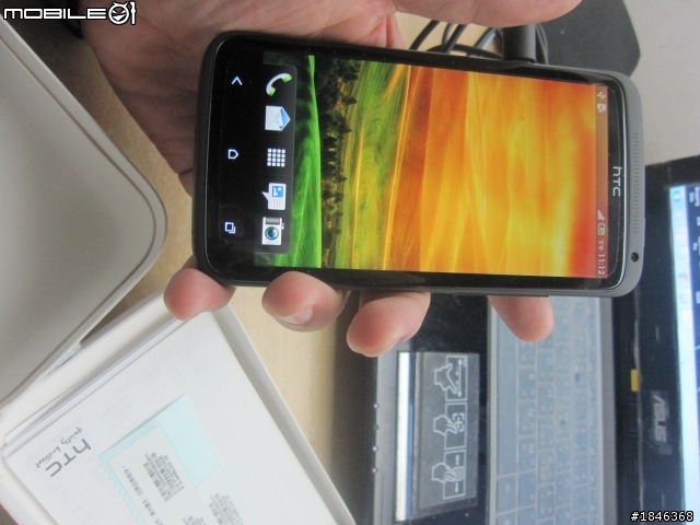 第一支HTC 智慧型手機!!(one X)