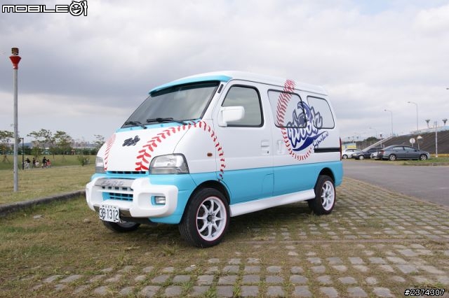 2001年的PRZ改造成酷炫棒球車