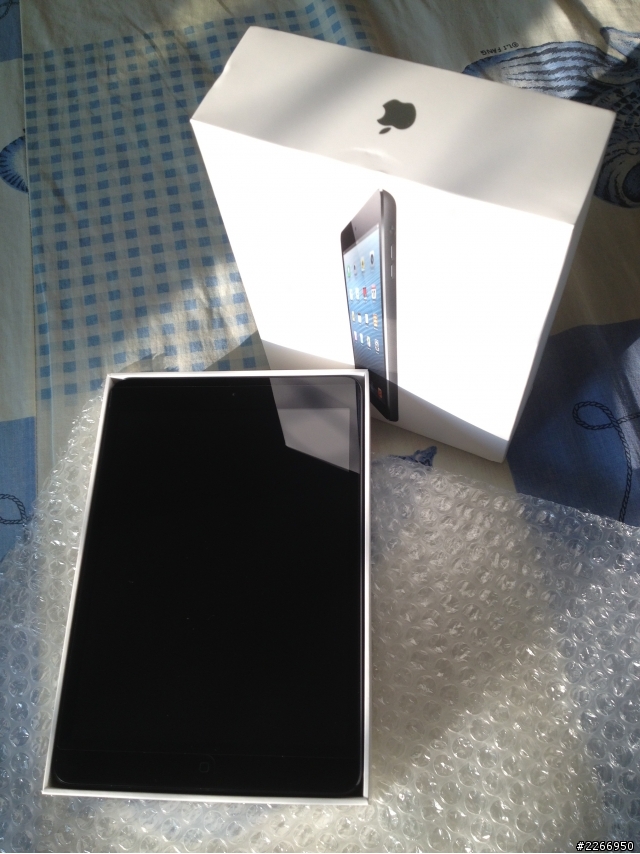 (圖多廢話多)今日入手之IPAD MINI!