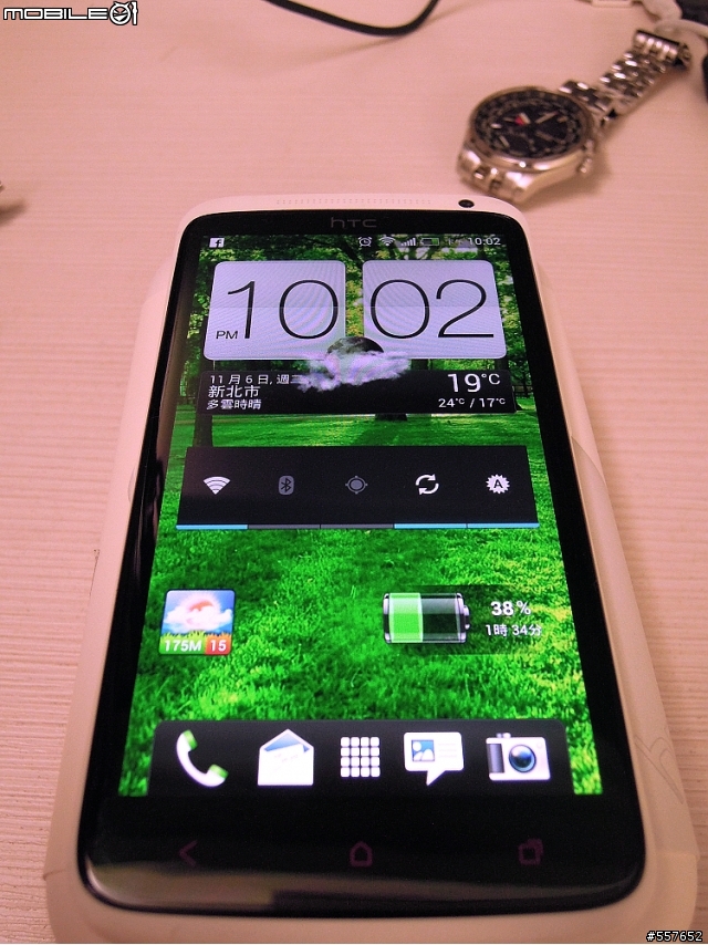 HTC-ONE-X+開箱好幾張,新增夜拍照