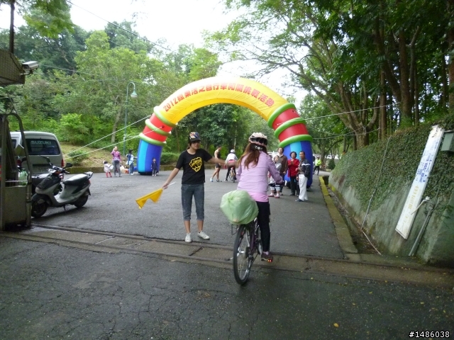 2012/11/18 不畏風雨仍要前進----台南不落1