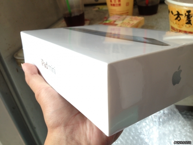 (圖多廢話多)今日入手之IPAD MINI!