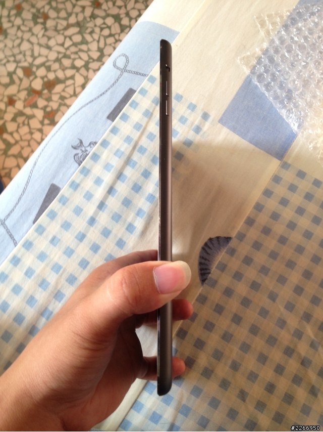 (圖多廢話多)今日入手之IPAD MINI!