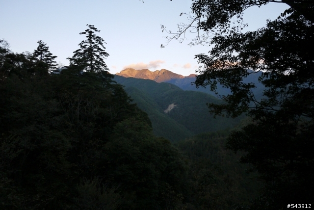 二日三進武嶺大滿貫之爆肝行
