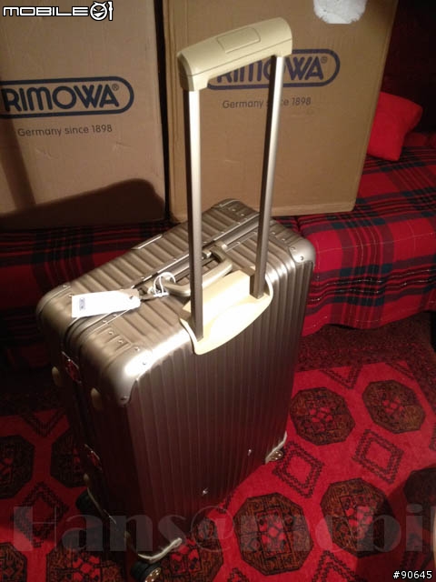 Range Rover x Rimowa限量版行李箱組開箱!