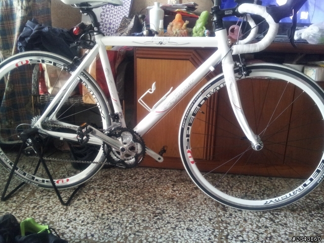 終於買了公路車囉~