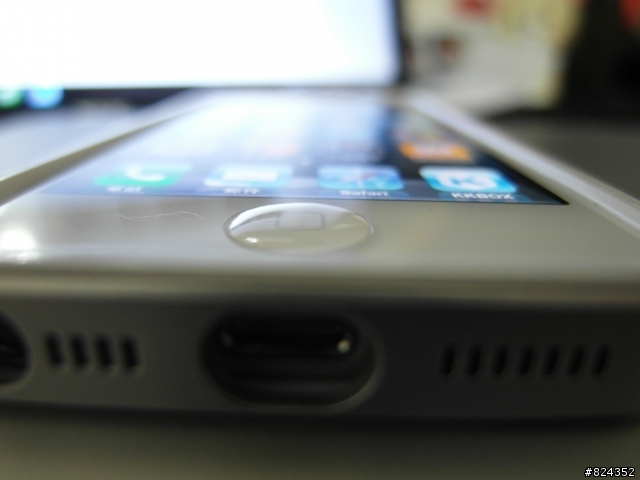 我的新寵兒 iPhone 5 White 加映 SGP Neo Hybrid EX 邊框 (圖多不廢話)