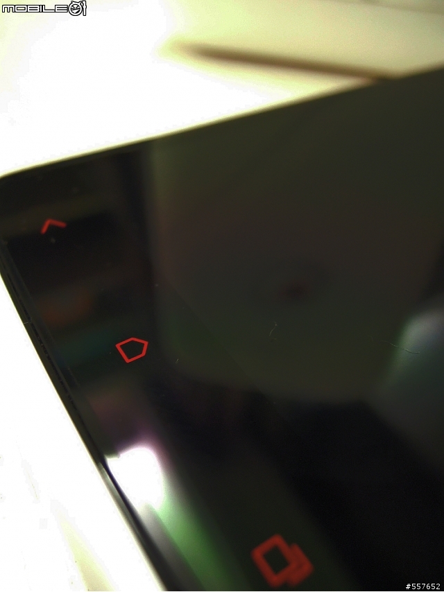 HTC-ONE-X+開箱好幾張,新增夜拍照