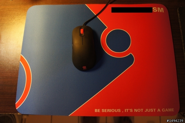 【開箱】實用又獨特的禮物 ZOWIE G-CM客製滑鼠墊
