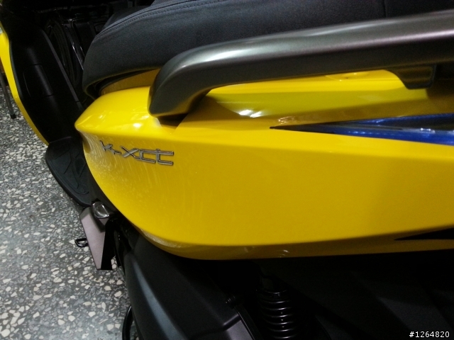 K-XCT 300i 黃色 新增獵豹M2鋼鐵版+便利U