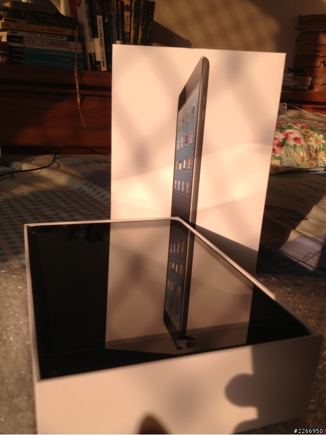 (圖多廢話多)今日入手之IPAD MINI!