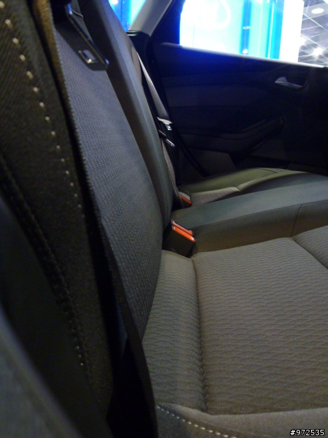focus 1.6 5D試駕(補安全及組裝圖檔)