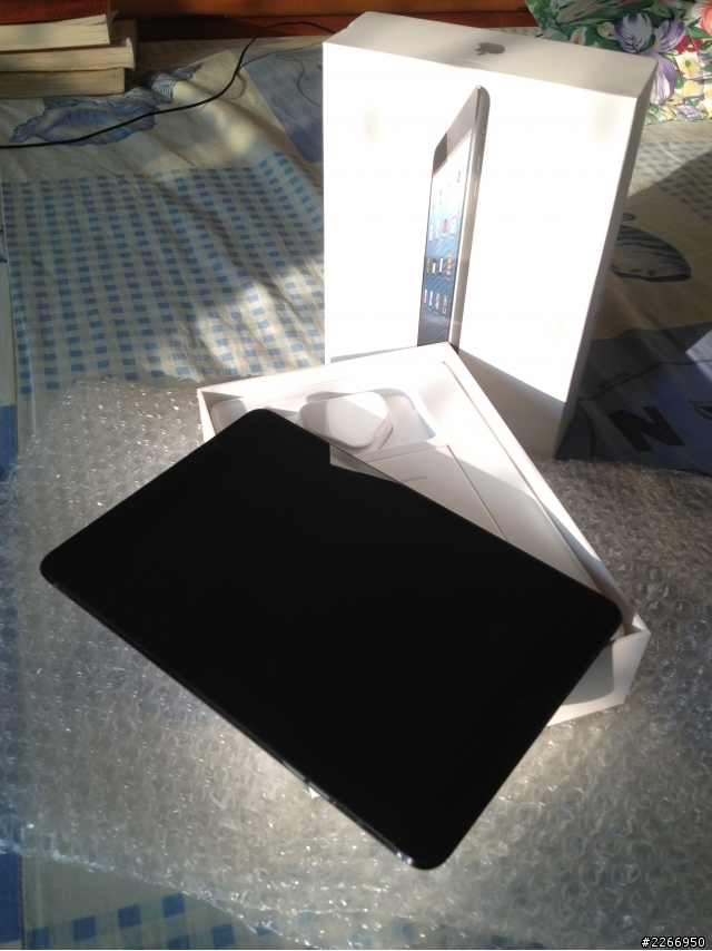 (圖多廢話多)今日入手之IPAD MINI!