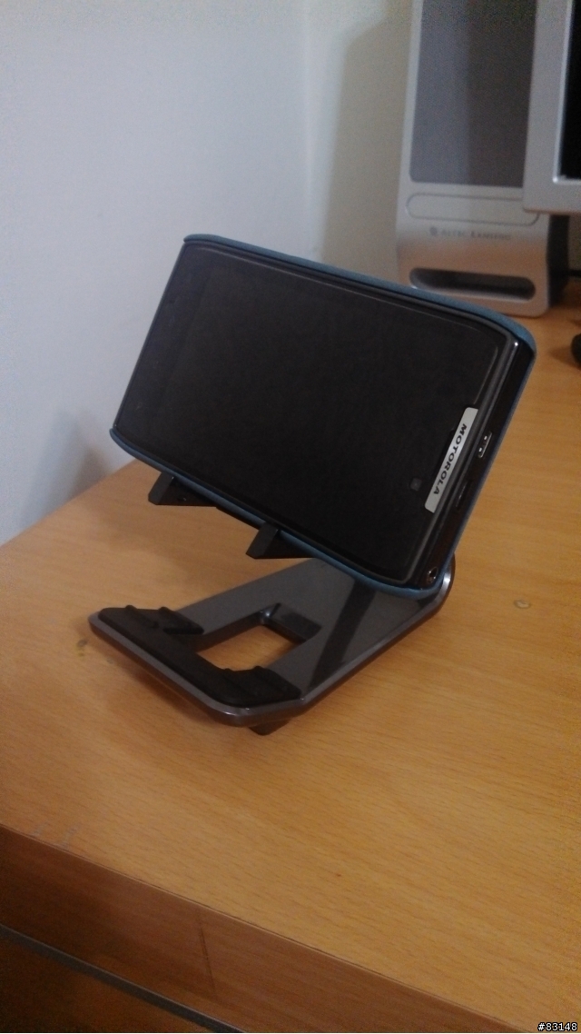 <小開箱>Moto RAZR MAXX HD