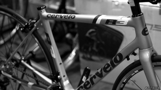 (開箱) 撐了4年 2013 CERVELO R3