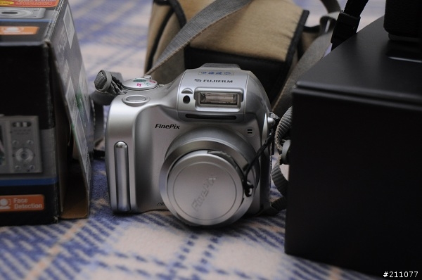 我的富士精典機!FinPix 2800、F31FD、X-E1