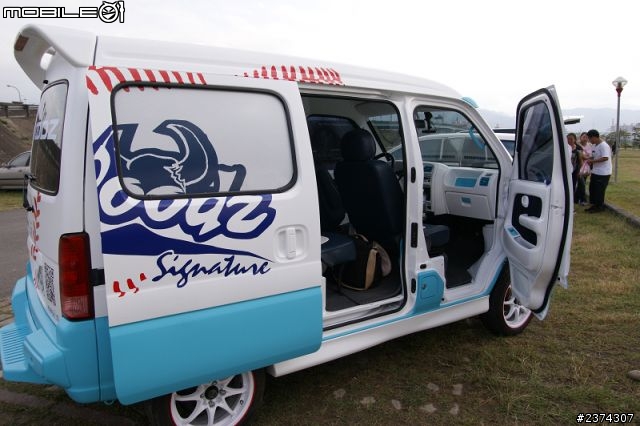 2001年的PRZ改造成酷炫棒球車