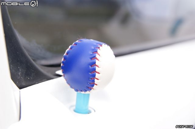 2001年的PRZ改造成酷炫棒球車