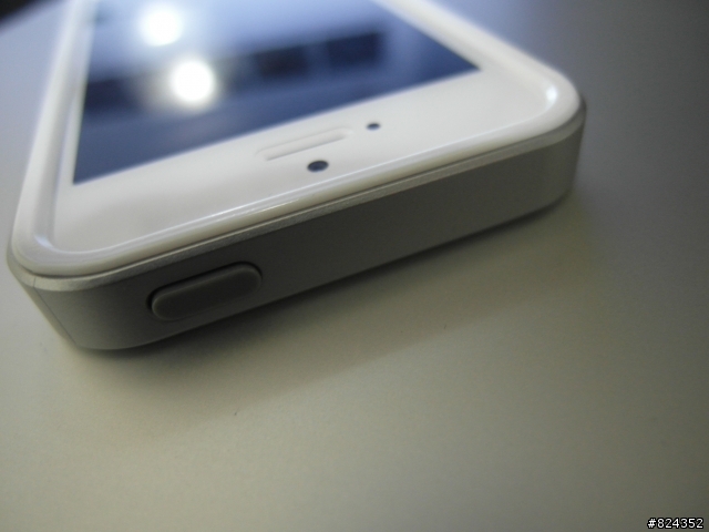 我的新寵兒 iPhone 5 White 加映 SGP Neo Hybrid EX 邊框 (圖多不廢話)
