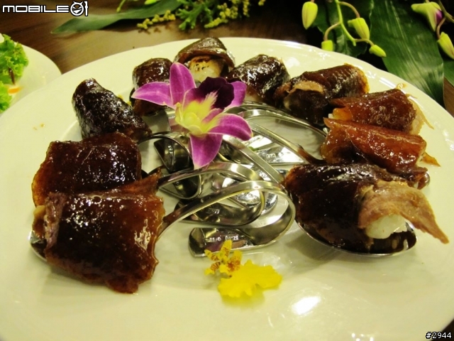 『壞心熊爺半夜po美食』--台北地區第一名烤鴨~潮江燕