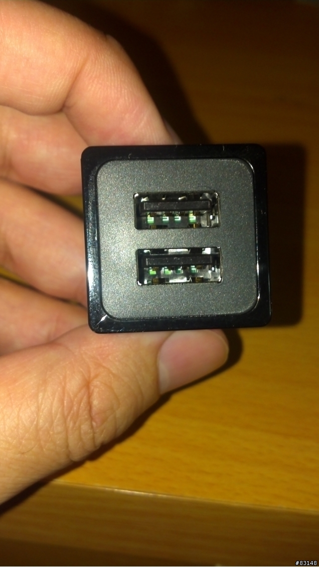 <小開箱>Moto RAZR MAXX HD