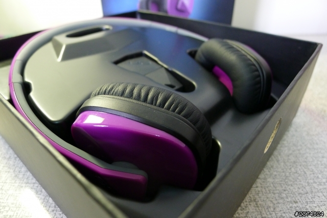 開箱➲ Logitech 羅技 UE 4000 頭戴式耳機