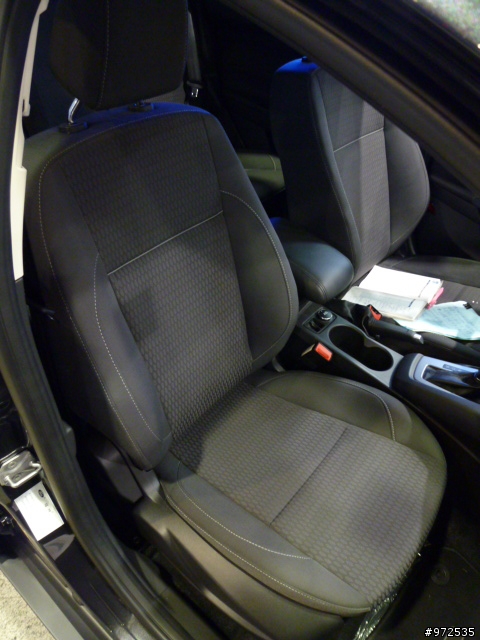 focus 1.6 5D試駕(補安全及組裝圖檔)