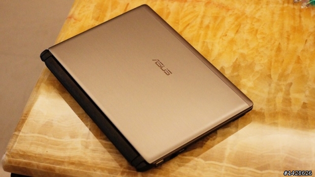 華碩筆電無痛升級 , 還有華碩新一季觸控筆電s400 s200照片 , 我下一台也要買華碩 XD